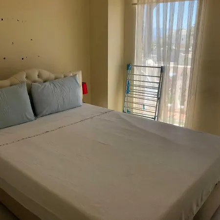 Ozzie Villa *