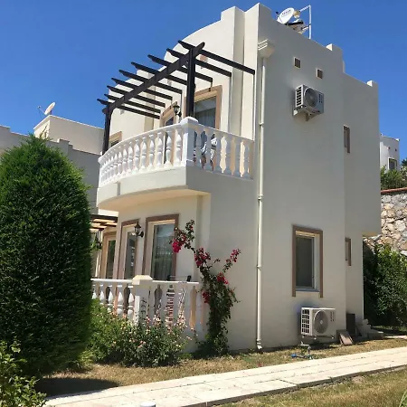Villa Ozzie